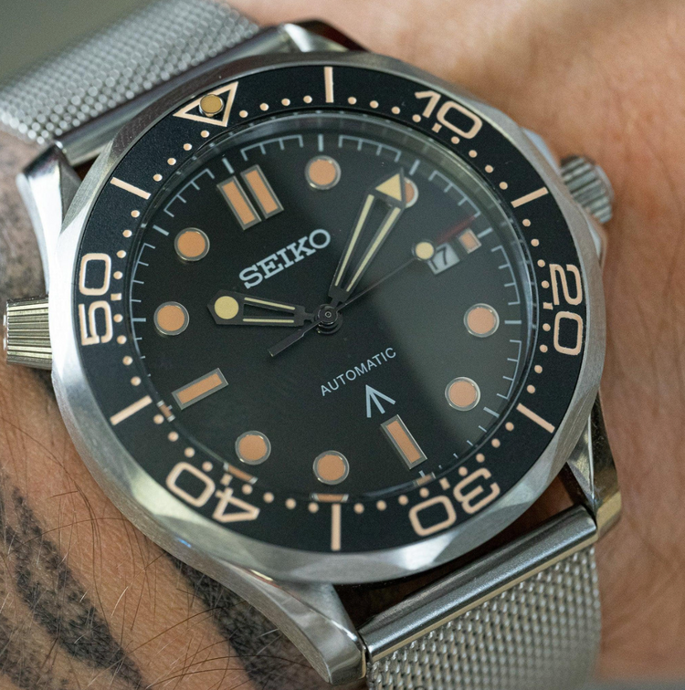 <h2>COMPOSANTS DE VOTRE MONTRE</h2>
